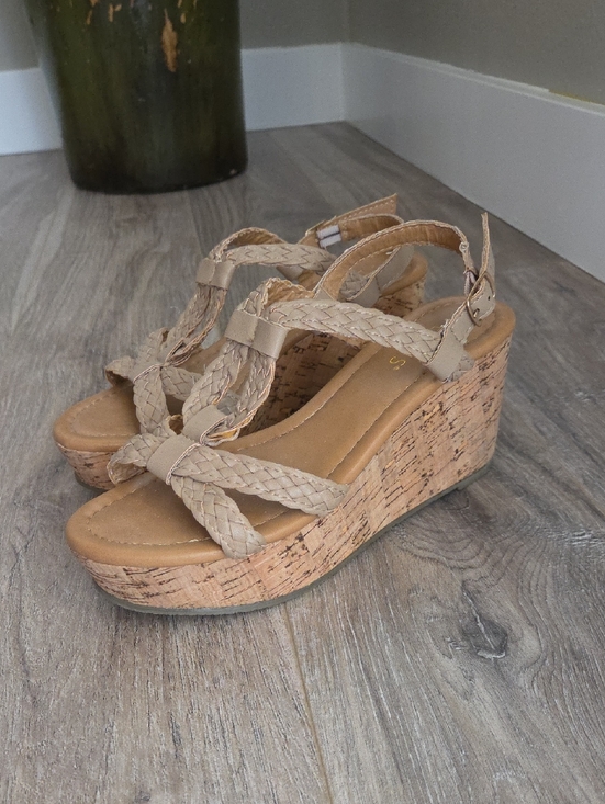 VENUS Shoes - Venus Braided Strappy Cork Wedge Sandles NEW Condition